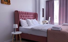 Opera Center Hotel & Apartments